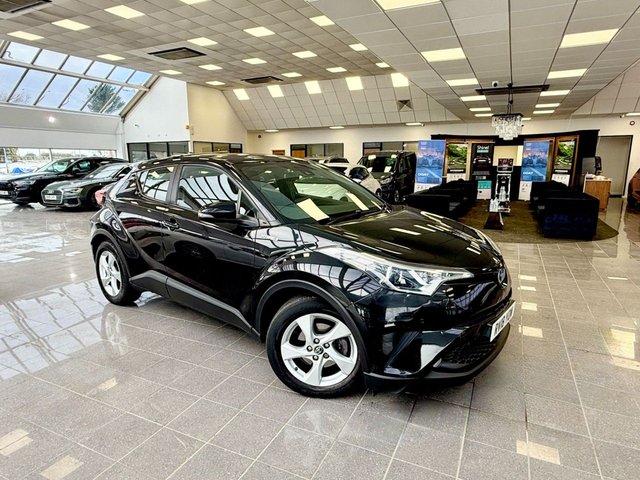 2018 Toyota C-HR 1.8 VVT-h Icon SUV 5dr Petrol Hybrid CVT Euro 6 (s/s) (122 ps) photo