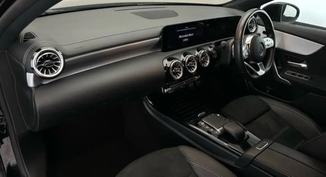 2021 Mercedes-Benz A-CLASS - Photo 10