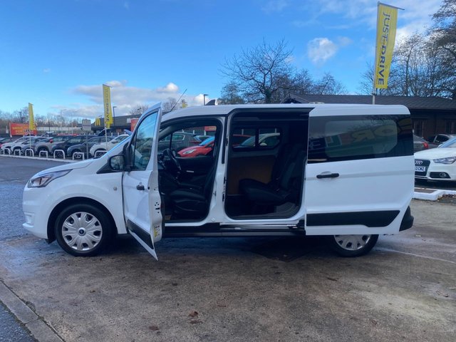 2021 Ford Transit Connect 1.5L Trend 6dr - Photo 3