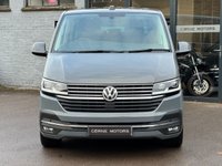 USED 2021 71 VOLKSWAGEN CARAVELLE EXECUTIVE 2.0 BITDI 204PS EU6 7 SPEED DSG AUTOMATIC 7 SEAT MOV MINIBUS HUGE SPEC * 7 SEAT * LEATHER * HEATED SEATS * LED HEADLAMPS * REVERSE CAMERA