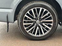 USED 2021 71 VOLKSWAGEN CARAVELLE EXECUTIVE 2.0 BITDI 204PS EU6 7 SPEED DSG AUTOMATIC 7 SEAT MOV MINIBUS HUGE SPEC * 7 SEAT * LEATHER * HEATED SEATS * LED HEADLAMPS * REVERSE CAMERA