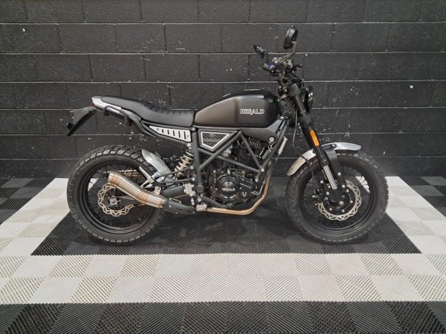 View our HERALD MOTOR CO Brat 250