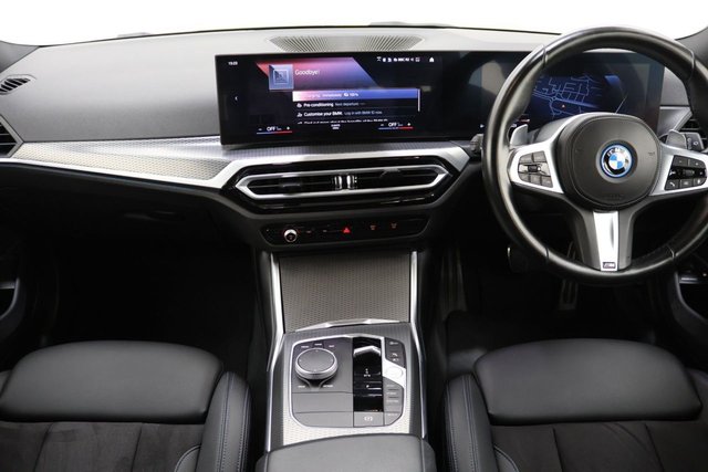 2022 BMW 3 Series 2L M Sport 5dr - Photo 2