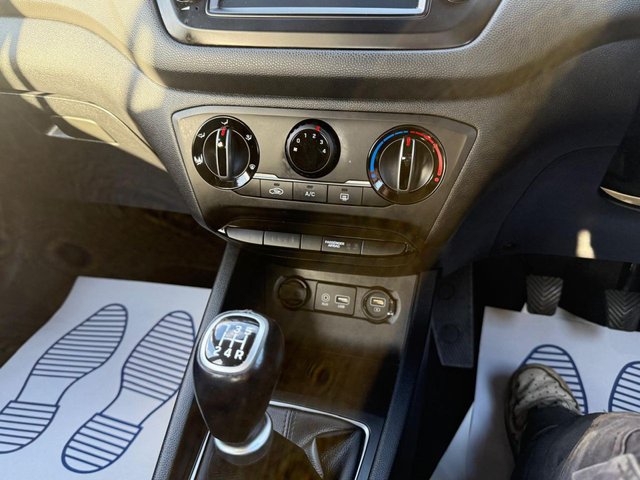 2020 HYUNDAI I20 - Photo 12