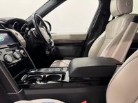 USED 2017 67 LAND ROVER DISCOVERY 3.0 TD V6 HSE SUV 5dr Diesel Auto 4WD Euro 6 (s/s) (258 ps) Santorini Metallic Black , Full Oyster Leather , Privacy Glass, Electric Tilt / Slide Sunroof
