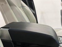 USED 2017 67 LAND ROVER DISCOVERY 3.0 TD V6 HSE SUV 5dr Diesel Auto 4WD Euro 6 (s/s) (258 ps) Santorini Metallic Black , Full Oyster Leather , Privacy Glass, Electric Tilt / Slide Sunroof