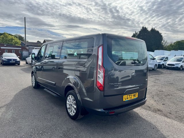 View our FORD TOURNEO CUSTOM