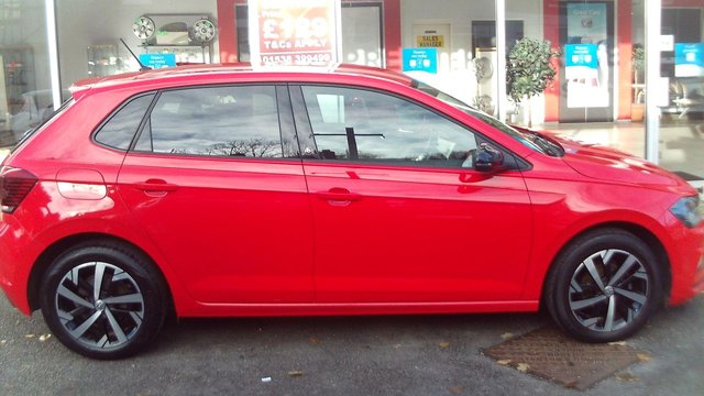 2018 VOLKSWAGEN POLO