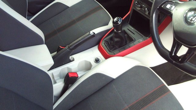 2018 VOLKSWAGEN POLO - Photo 9