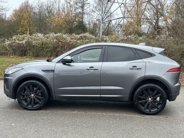 2019 JAGUAR E-PACE - Photo 2