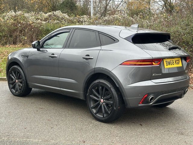 2019 JAGUAR E-PACE - Photo 3