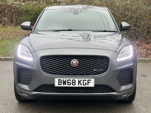 2019 JAGUAR E-PACE - Photo 8