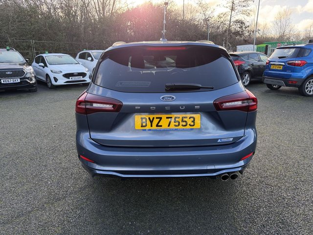 2022 Ford Focus 1L St-Line Vignale 5dr - Photo 4