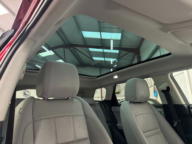 2019 Land Rover RANGE ROVER EVOQUE - Photo 2