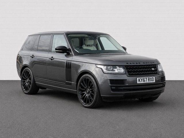 View our Land Rover Range Rover 3.0 TD V6 Vogue SUV 5dr Diesel Auto 4WD Euro 6 (s/s) (258 ps)