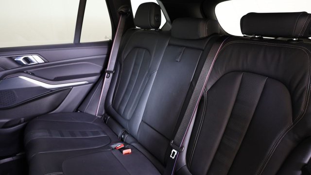 2022 BMW X5 - Photo 4