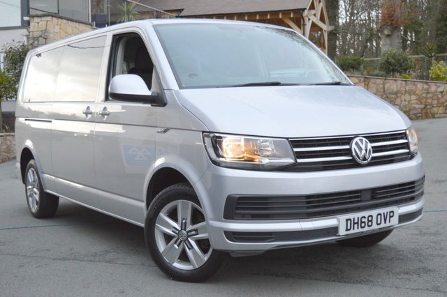 2018 VOLKSWAGEN TRANSPORTER SHUTTLE - Photo 2