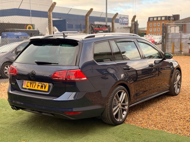 2017 VOLKSWAGEN GOLF - Photo 2