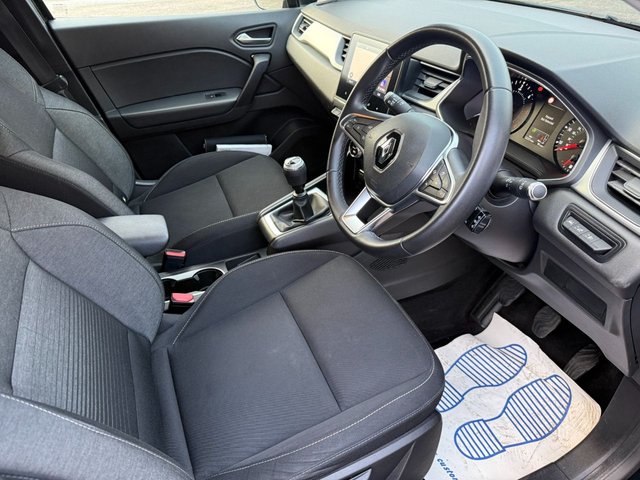 2020 Renault Captur 1.5L Iconic 5dr - Photo 10