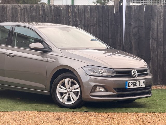 2019 VOLKSWAGEN POLO - Photo 5