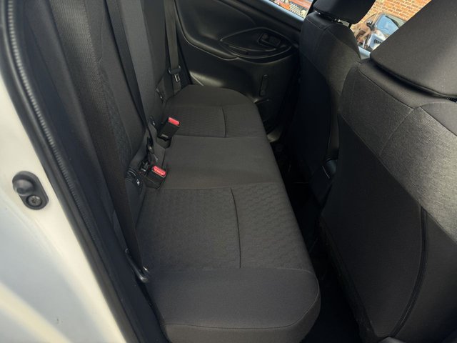 2022 TOYOTA YARIS 2022 1.5 VVT-h Icon Hatchback 5dr Petrol Hybrid E-CVT - Photo 7