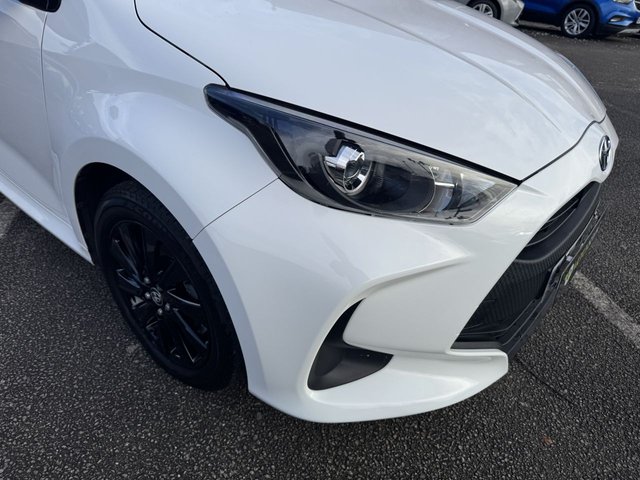 2022 TOYOTA YARIS 2022 1.5 VVT-h Icon Hatchback 5dr Petrol Hybrid E-CVT - Photo 12