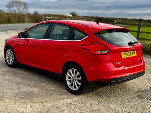 2015 FORD FOCUS - Photo 5