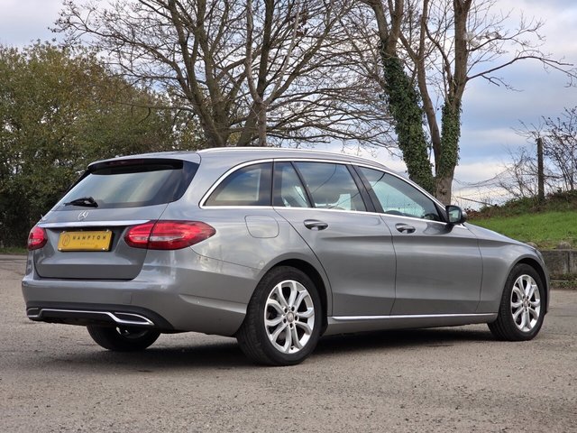 2014 Mercedes-Benz C CLASS - Photo 9