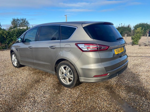 2015 FORD S-MAX 2.0 TDCi Titanium MPV 5dr Diesel Manual Euro 6 (s/s) (150 ps) - Photo 5