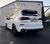 USED 2024 24 BMW X5 3.0 30d MHT M Sport SUV 5dr Diesel Hybrid Steptronic xDrive Euro 6 (s/s) (298 ps) 