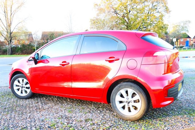 2016 KIA RIO - Photo 4