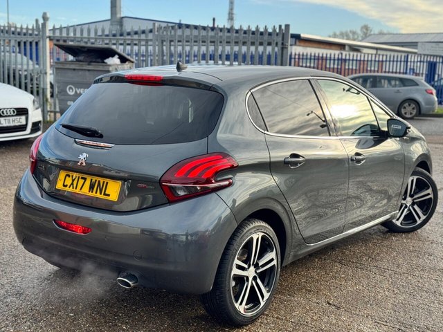 2017 PEUGEOT 208 - Photo 3