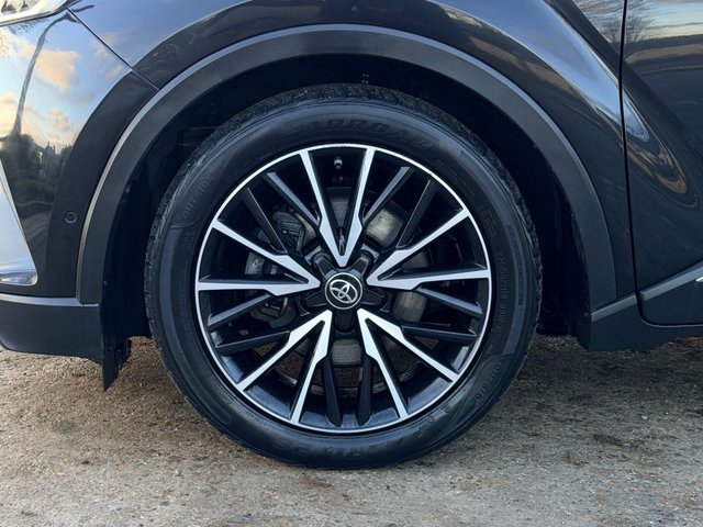 2018 Toyota C-HR 1.8L Excel 5dr - Photo 4