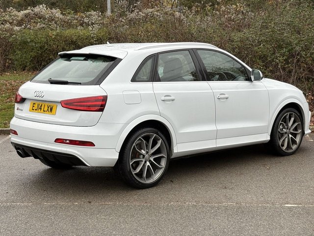 2014 AUDI RS Q3 - Photo 5