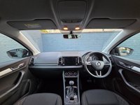 USED 2020 69 SKODA KAROQ 1.5 TSI ACT SE SUV 5dr Petrol DSG Euro 6 (s/s) (150 ps) Dual Climate Control, Cruise Control, Bluetooth, Voice Control, USB, Rain Sensor, Heated Folding Wing Mirrors, Privacy Glass, DAB Radio, Apple Car Play, Android Auto, LED Running Lights, Rear Sensors, Auto Headlights