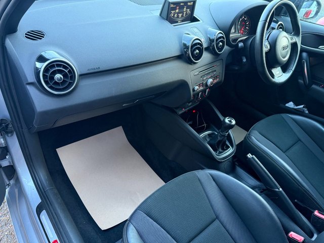 2014 AUDI A1 1.6 TDI S line Style Edition Sportback 5dr Diesel Manual Euro 5 (s/s) (105 ps) - Photo 12