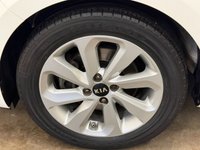 USED 2016 16 KIA RIO 1.4 2 Hatchback 5 Door Petrol Automatic Euro 6 (107 bhp) ULEZ EURO 6 1 PREVIOUS OWNER