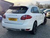 USED 2011 11 PORSCHE CAYENNE 3.0 TD V6 SUV 5dr Diesel Tiptronic 4WD Euro 5 (s/s) (240 ps) 