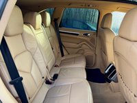 USED 2011 11 PORSCHE CAYENNE 3.0 TD V6 SUV 5dr Diesel Tiptronic 4WD Euro 5 (s/s) (240 ps) 