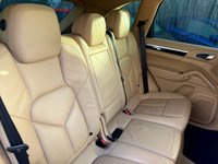 USED 2011 11 PORSCHE CAYENNE 3.0 TD V6 SUV 5dr Diesel Tiptronic 4WD Euro 5 (s/s) (240 ps) 