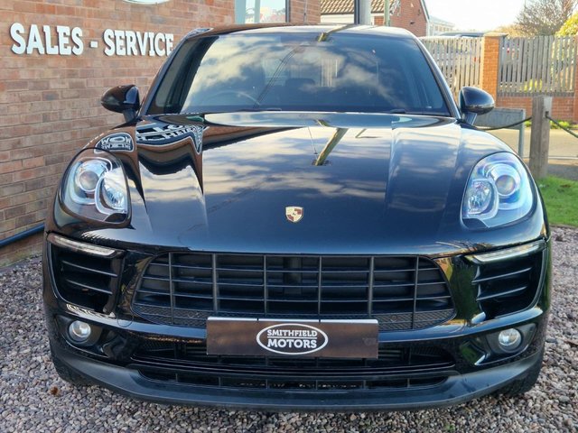 View our PORSCHE MACAN