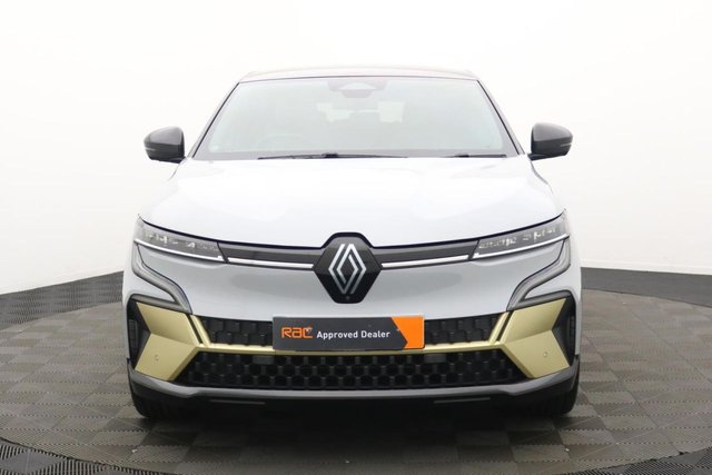 2022 Renault Megane E-Tech - Photo 10