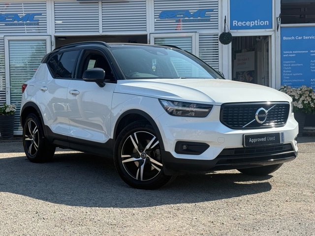 View our VOLVO XC40