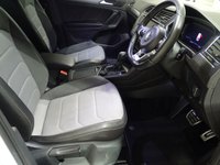 USED 2020 20 VOLKSWAGEN TIGUAN 2.0 TDI R-Line Tech SUV 5dr Diesel DSG 4Motion Euro 6 (s/s) (150 ps) SAT NAV HALF LEATHER REVERSE CAMERA POWER TAILGATE TOWBAR