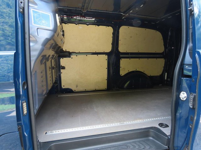 2019 Mercedes-Benz EVITO - Photo 12