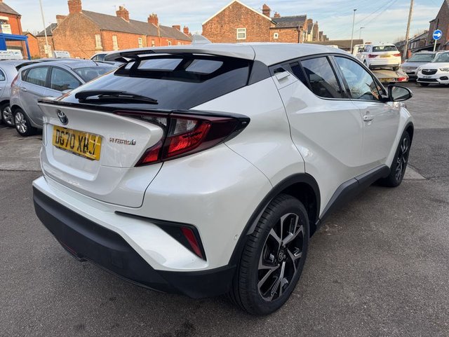 2020 Toyota C-HR 1.8L Design 5dr - Photo 9