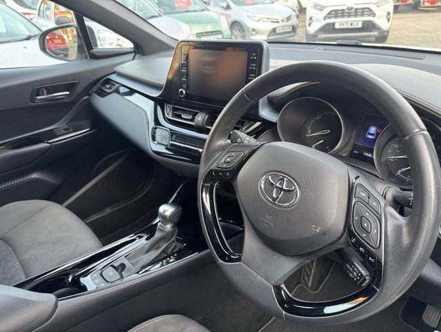 2020 Toyota C-HR 1.8L Design 5dr - Photo 10