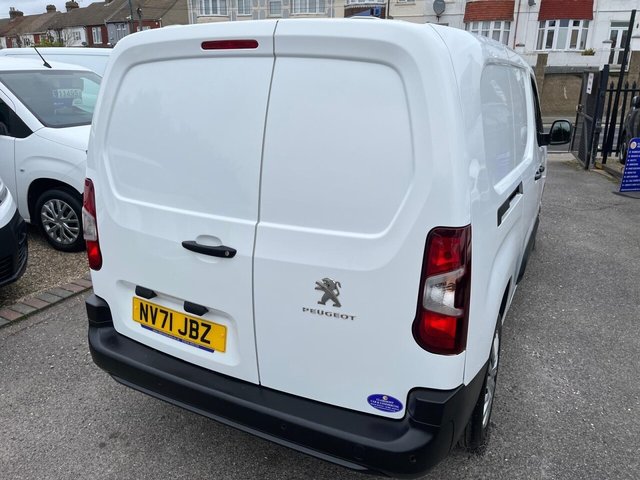 2022 PEUGEOT PARTNER - Photo 9