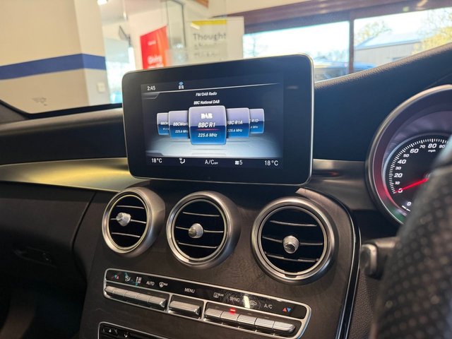 2016 Mercedes-Benz C-Class 2.1L Amg Line 4dr - Photo 9