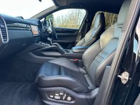 USED 2021 21 PORSCHE CAYENNE 3.0 V6 E-Hybrid 17.9kWh SUV 5dr Petrol Plug-in Hybrid TiptronicS 4WD Euro 6 (s/s) (3.6kW Charger) (462 ps) 18 WAY ADAPTIVE SPORTS SEATS/FPSH